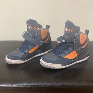 Youth Jordan flight sneakers
